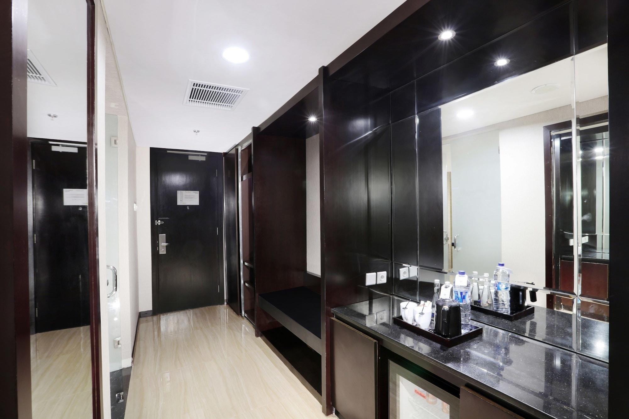 The Alana Hotel & Convention Center Solo By Aston Luaran gambar